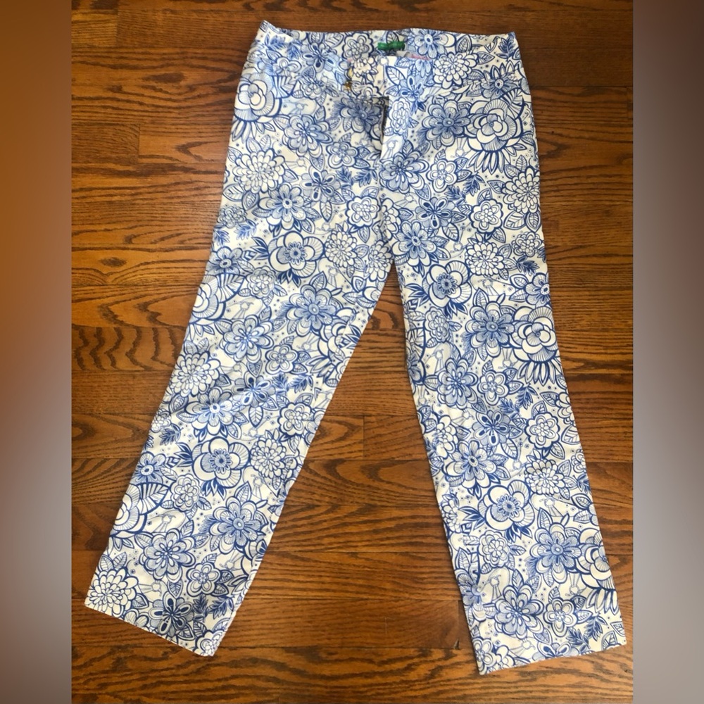 LILLY PULITZER  Blue & White Floral Cotton Pants. Size 4